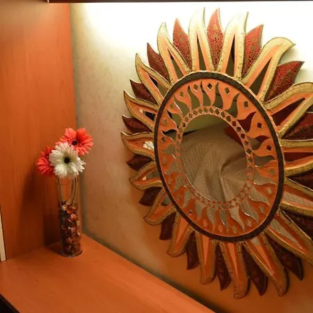 Olimpia House - Station Apartman