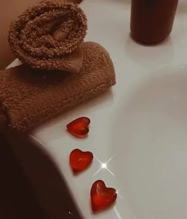 Olimpia House - Station Apartman