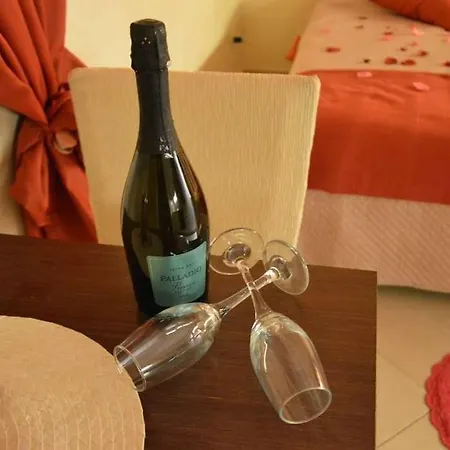 Olimpia House - Station Apartment *